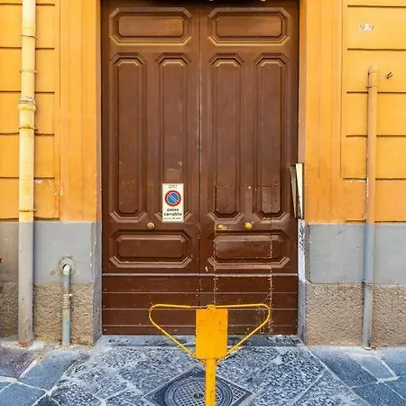 La Casa Di Nonna Daire Napoli