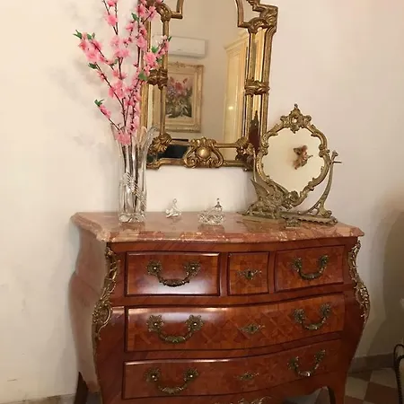 شقة La Casa Di Nonna نابولي